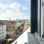 Rooftop Apartments Mit Grosser Terrasse